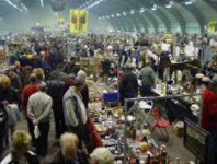 Snuffelmarkt in Goes Sfeerfoto (1) Snuffelmarkt in Goes Sfeerfoto (1)