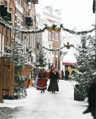 Dickens Festijn Deventer 2016 Openingstijden Data Sfeerfoto (1) Dickens Festijn Deventer 2016 Openingstijden Data Sfeerfoto (1)